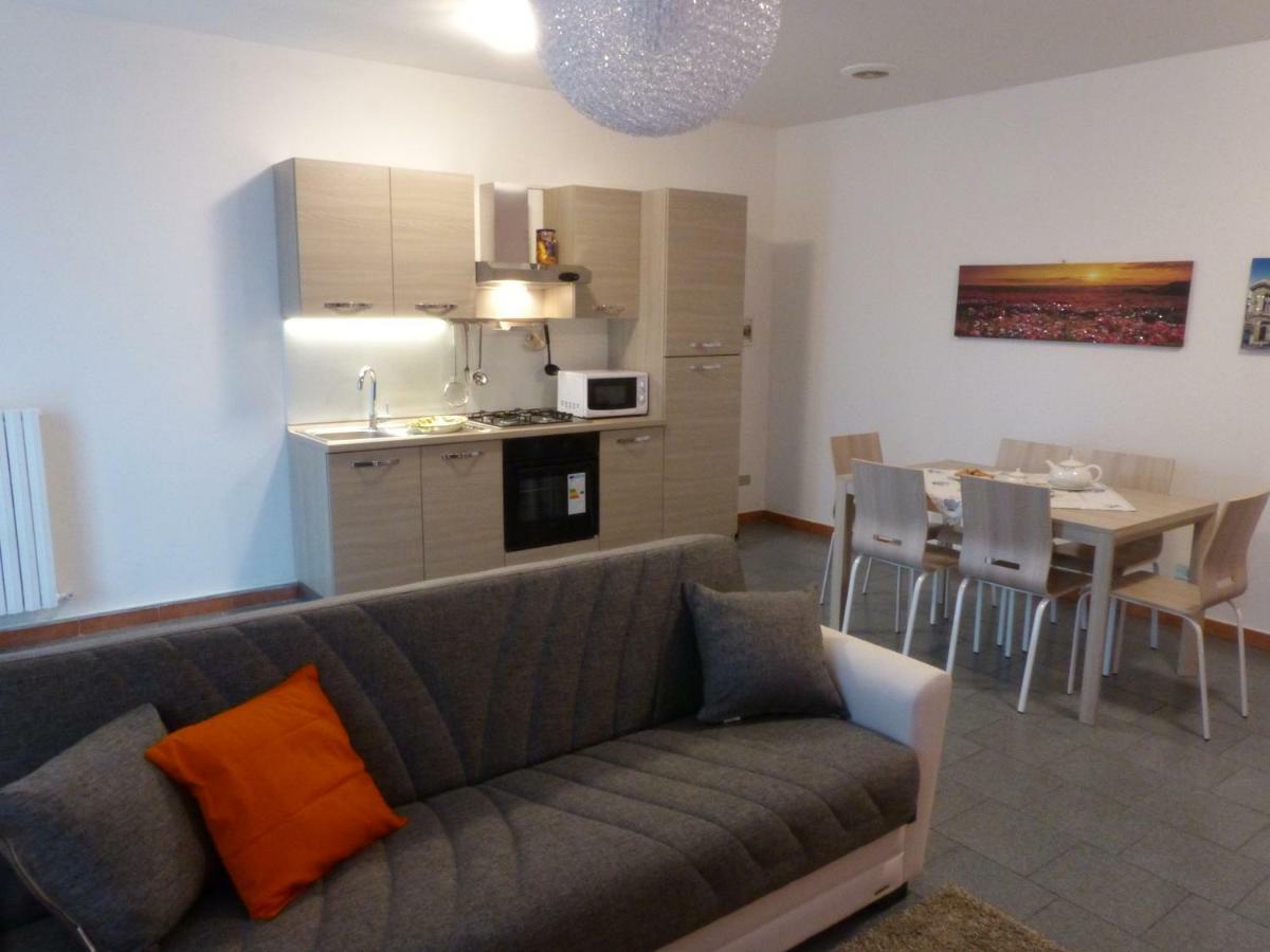 Apartment Casa Di Roberta Albiate